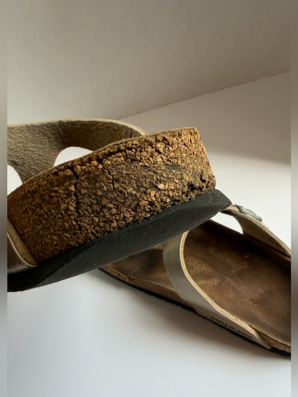Birkenstock Gizeh Gold Metallic Leather Thong Sandals Size 42 Womens 11 - Picture 12 of 12